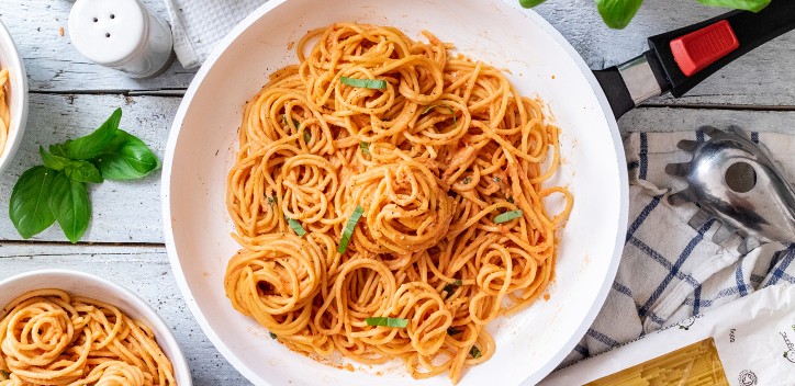 Mr Organic Creamy Tomato Spaghetti | The Vegan Society